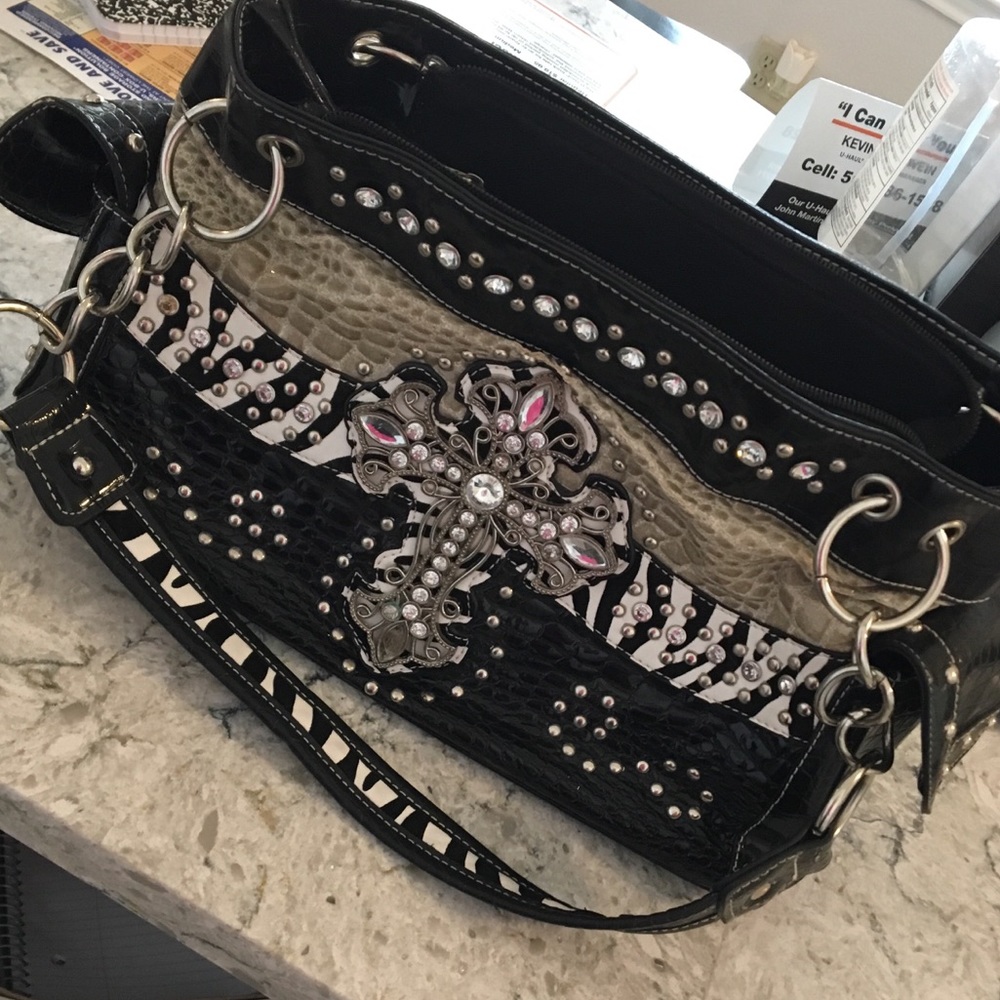 Zebra cross purse 💕